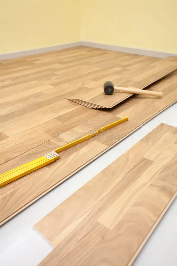 wooden laminate flooring 22844381